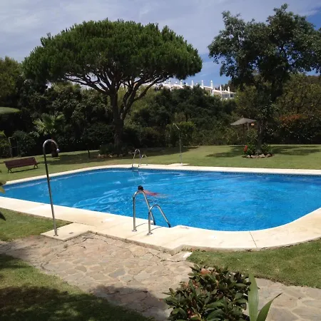 Apartment Beautiful 2 Bedroom And Pool Malaga Marbella Calahonda Royale Costa Spain